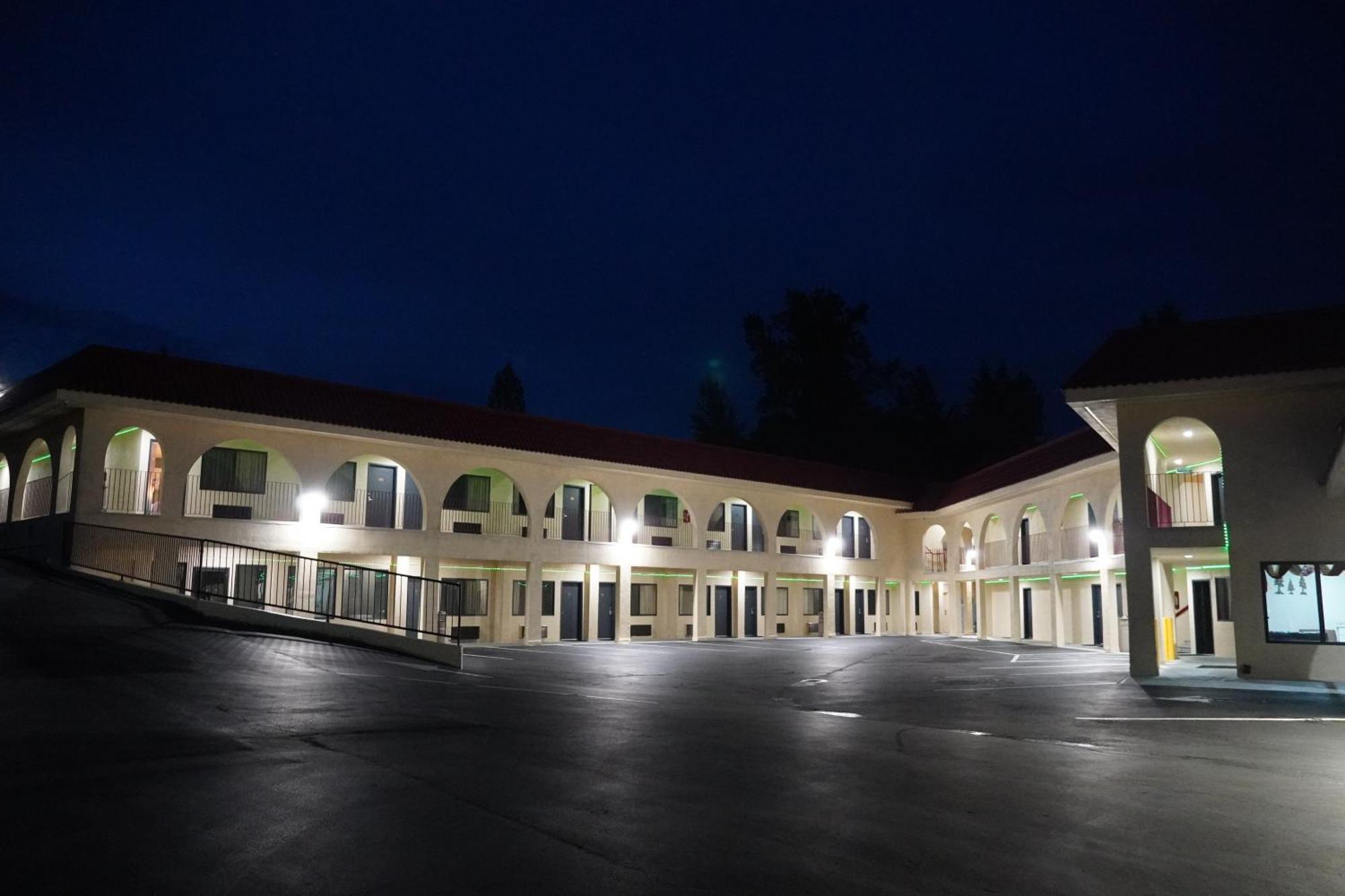 Timberland Inn & Suites Касл-Рок Экстерьер фото