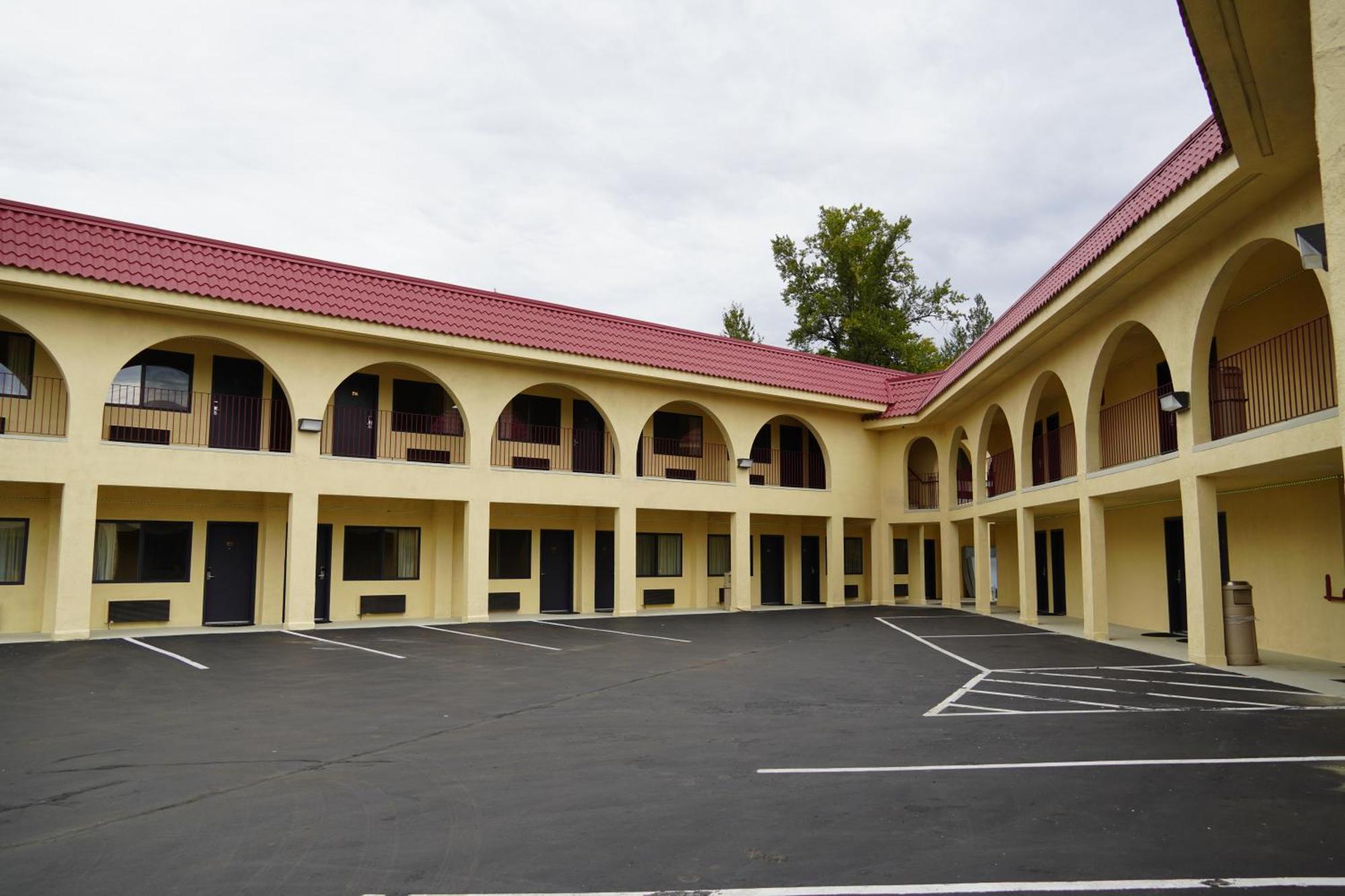 Timberland Inn & Suites Касл-Рок Экстерьер фото